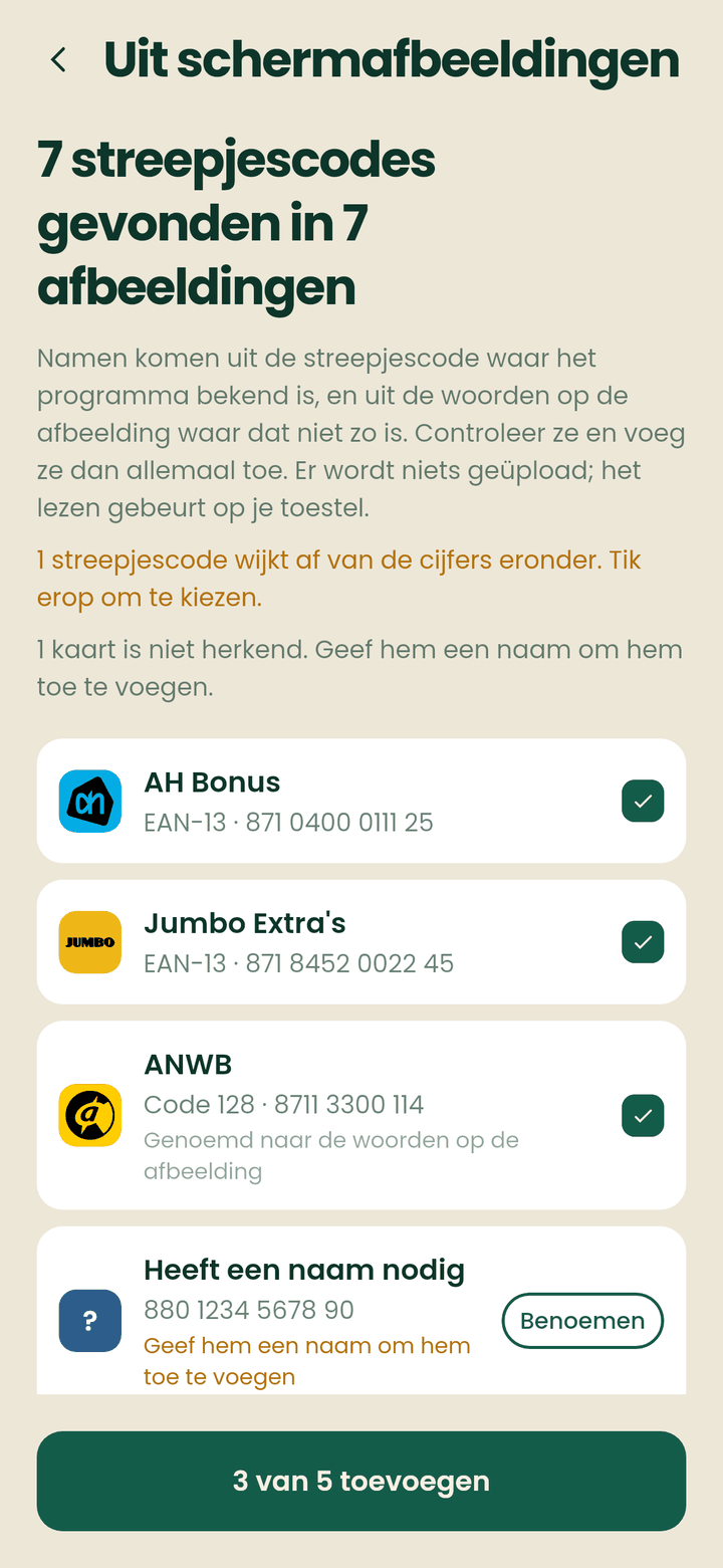 Het scherm voor bulkimport dat vijf streepjescodes uit zeven afbeeldingen leest, met een waarschuwing over een programma dat elke keer een nieuwe code maakt
